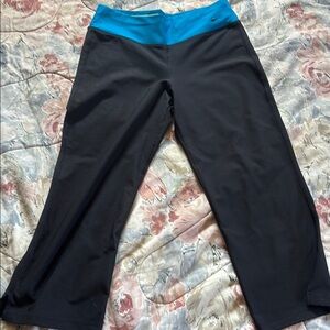 Nike Black and Blue Leggings Athletic Comfort